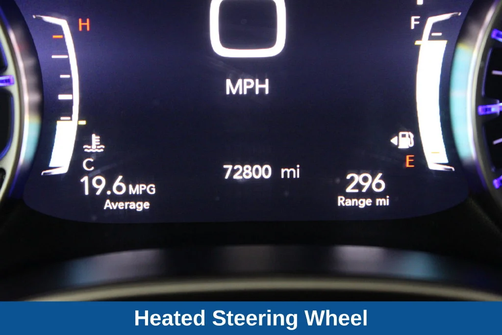Used 2024 Black Chrysler Touring L image 5