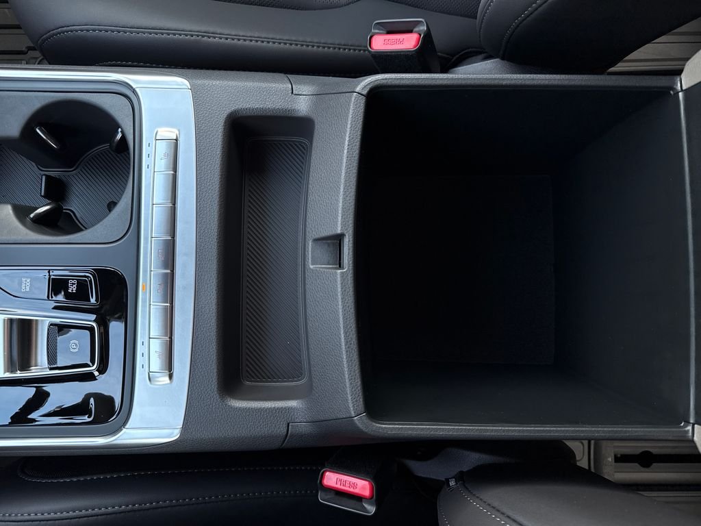 New 2026 Ceramic Silver Kia EX image 33