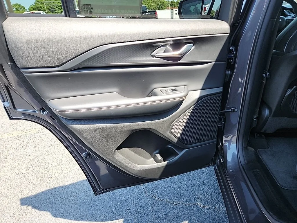 Used 2024 Gray Jeep Altitude X image 35