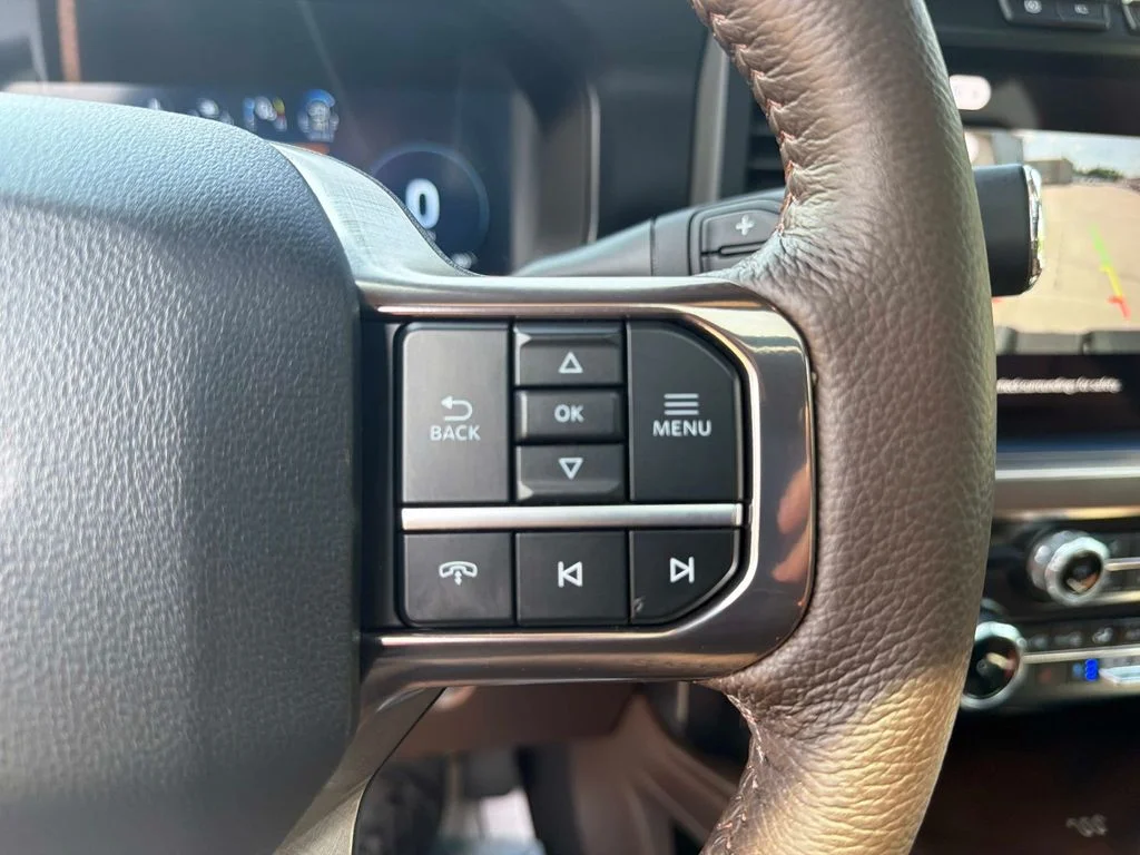 Used 2024 White Ford King Ranch image 28