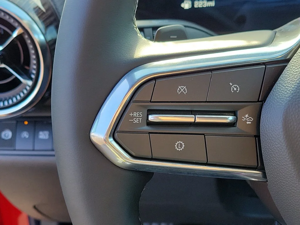 2027 Chevrolet Equinox LT - Photo 9