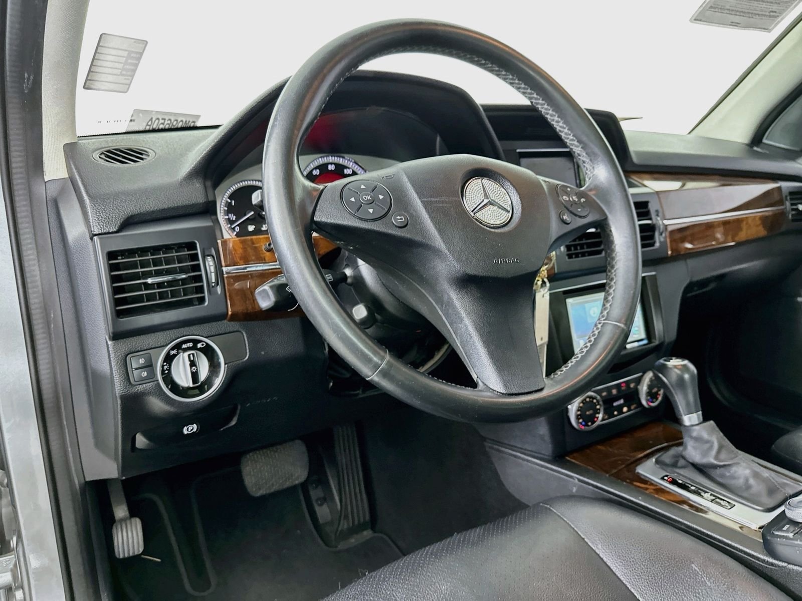Used 2012 Palladium Silver Metallic Mercedes-Benz GLK 350 image 9