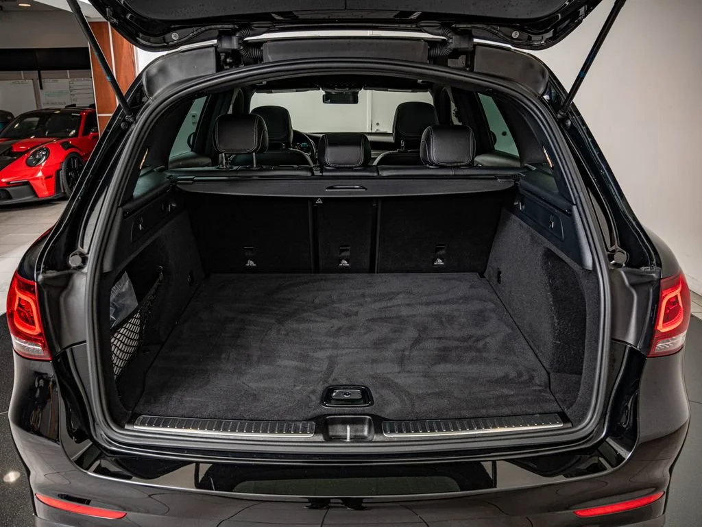 Used 2022 Black Mercedes-Benz GLC 300 image 35
