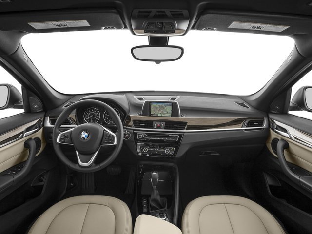 Used 2017 Alpine White BMW xDrive28i image 8