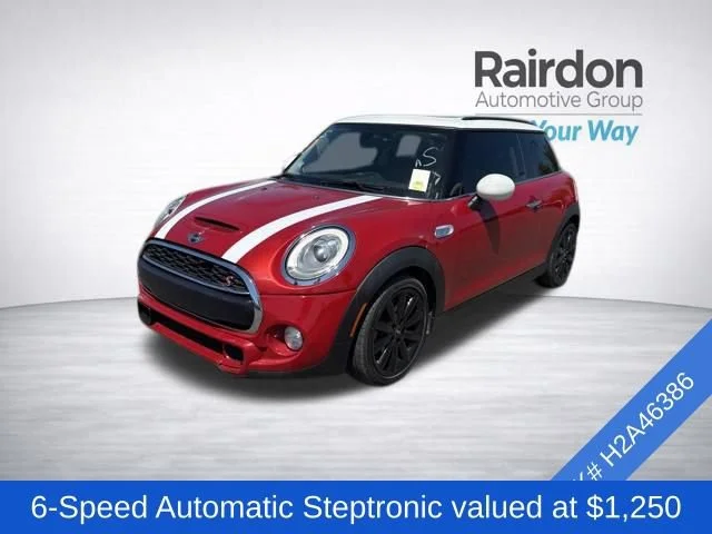 Used 2017 Blazing Red MINI Cooper S image 3