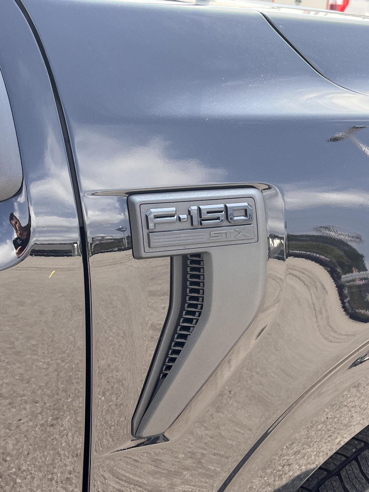 Used 2023 Agate Black Ford XL image 14