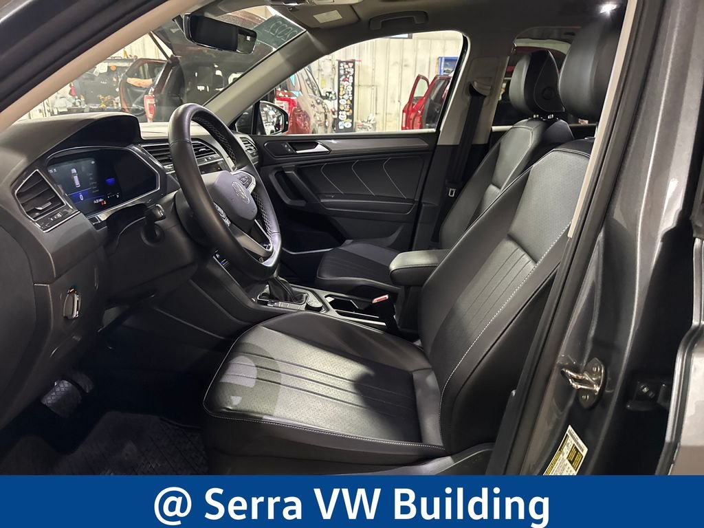 Certified Used 2022  Volkswagen 2.0T SE image 15