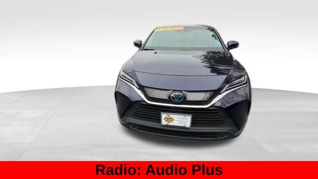 Used 2021  Toyota LE image 10
