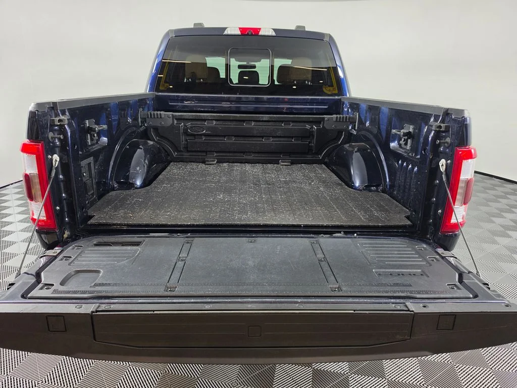 Used 2022 Blue Ford Platinum image 12