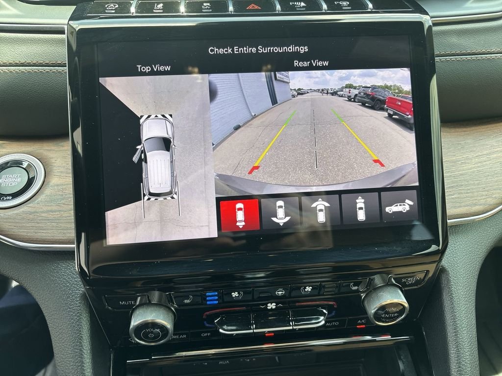 Used 2024 Gray Jeep Summit image 25