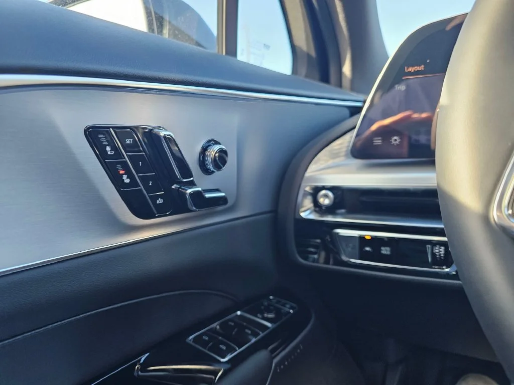 2027 Cadillac LYRIQ Sport - Photo 32
