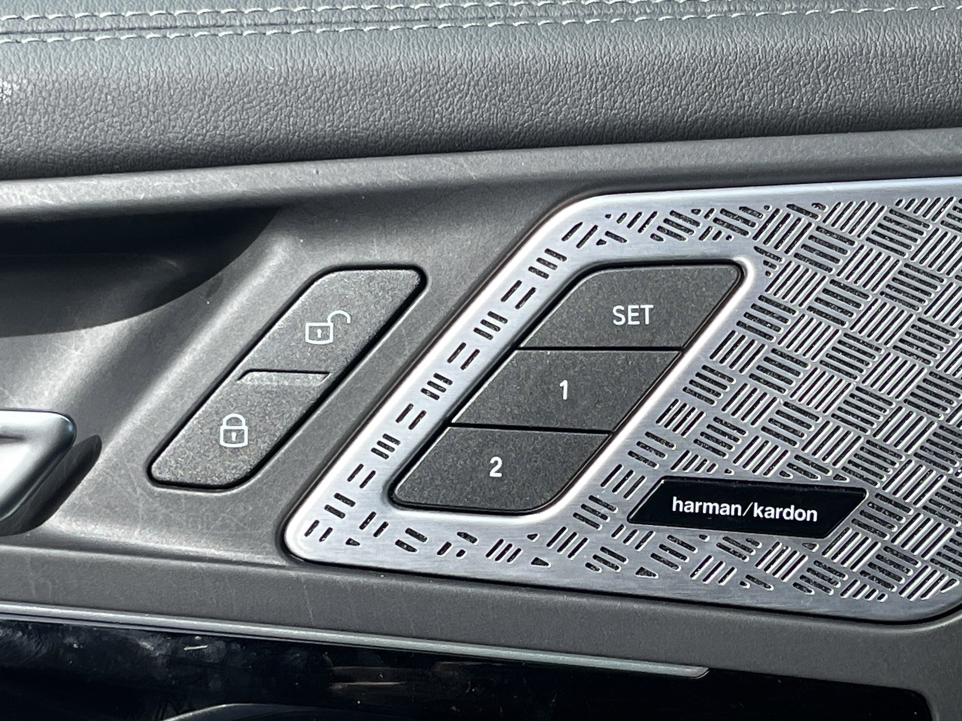 2025 BMW X1 28i - Photo 16