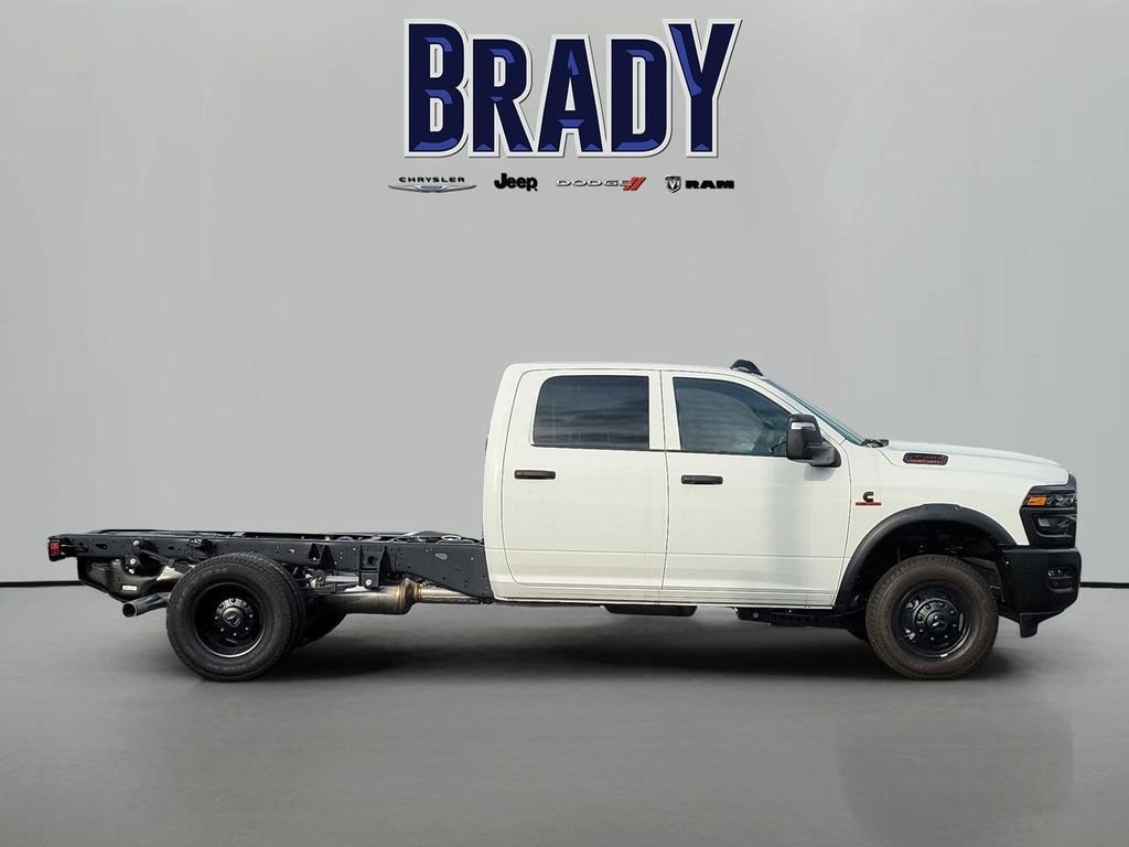 New 2026 Bright White Clear-Coat Exterior Paint RAM Tradesman image 2