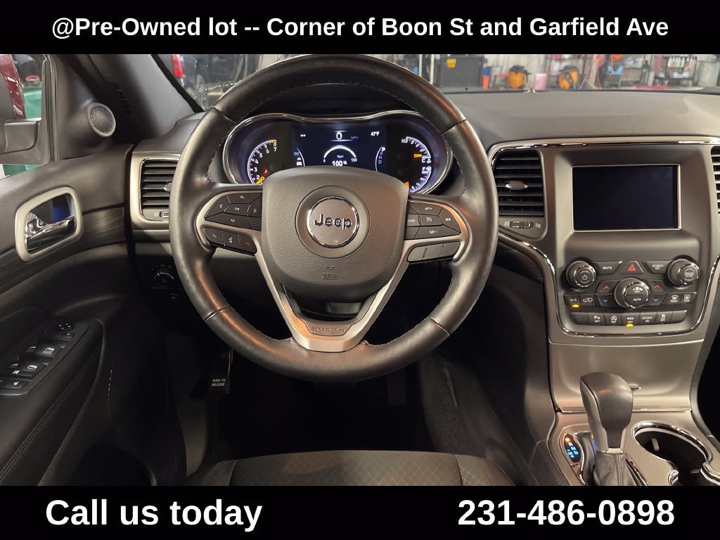 Used 2021 Red Jeep Laredo E image 17