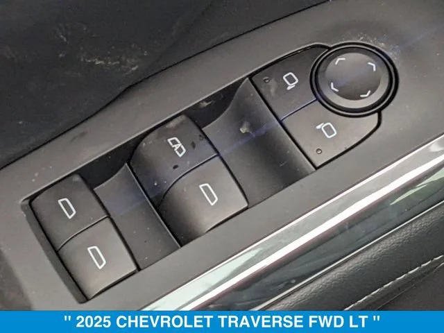 2025 Chevrolet Traverse LT - Photo 19