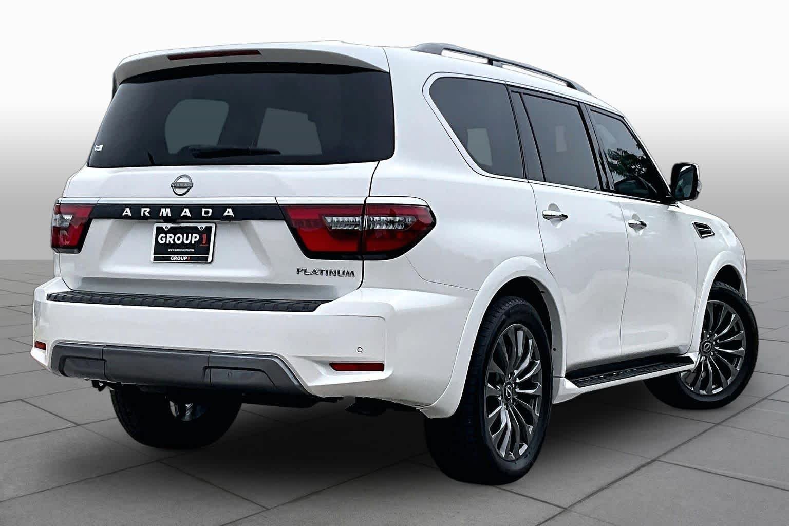 Used 2023 Aspen White Tricoat Nissan Platinum image 13