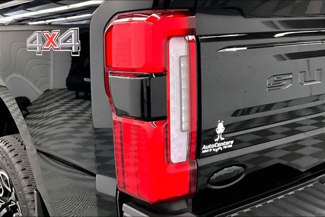 2026 Ford F-250 Super Duty Platinum - Photo 38