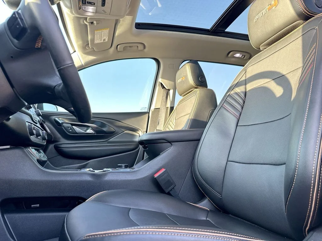 Used 2024 Red GMC AT4 image 9