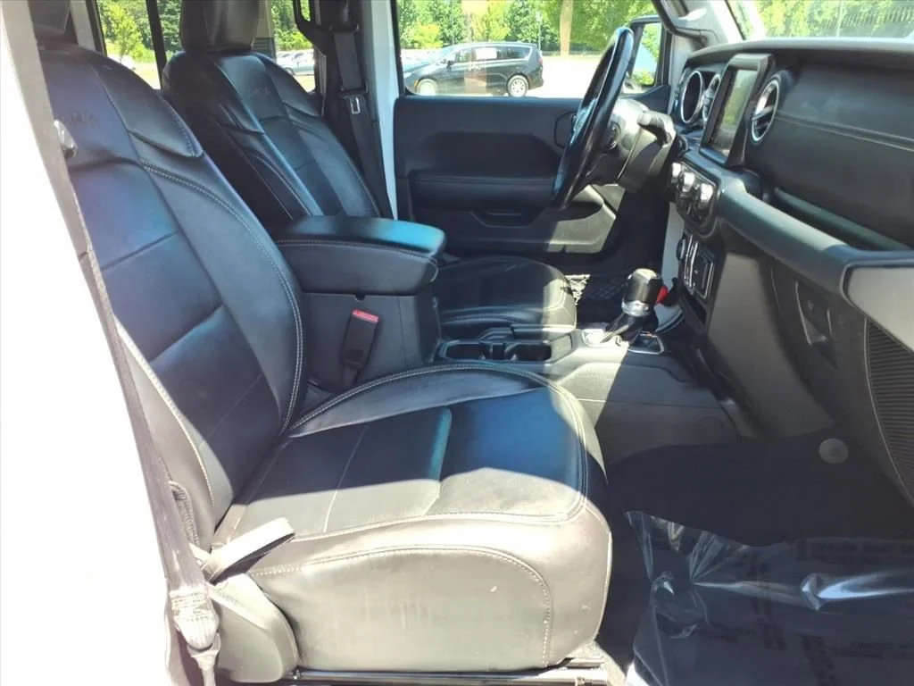 Used 2023 White Jeep Sahara 4x4 image 24
