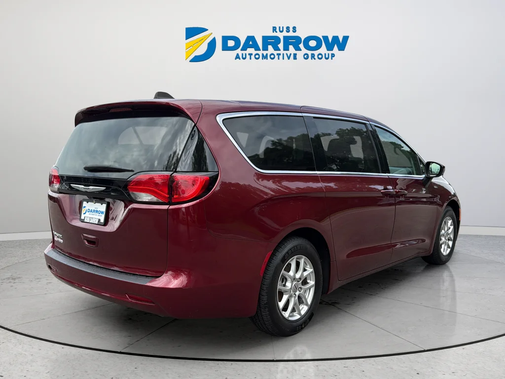 Used 2023 Red Chrysler LX image 5