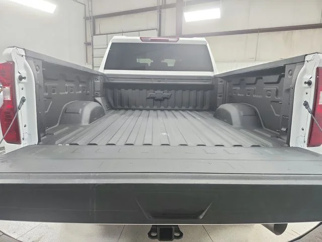 Used 2025 White Chevrolet LT image 46