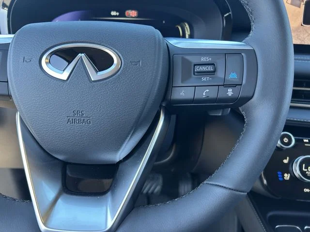 New 2027 GRAND BLUE INFINITI Luxe AWD image 28