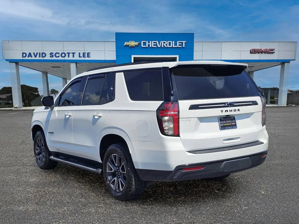 Used 2023 Summit White Chevrolet Z71 image 12