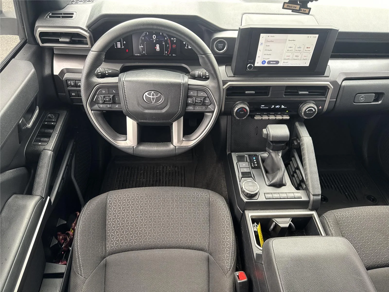 Used 2025 Ice Cap Toyota SR5 image 15