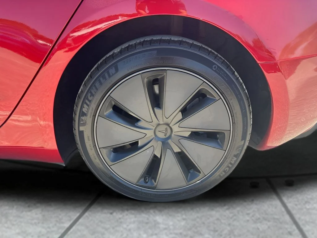 Used 2025 Red Tesla Long Range image 37