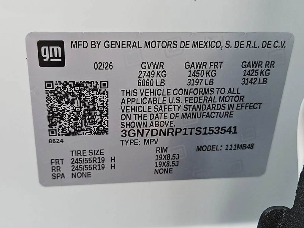 New 2026 Summit White Chevrolet LT image 25