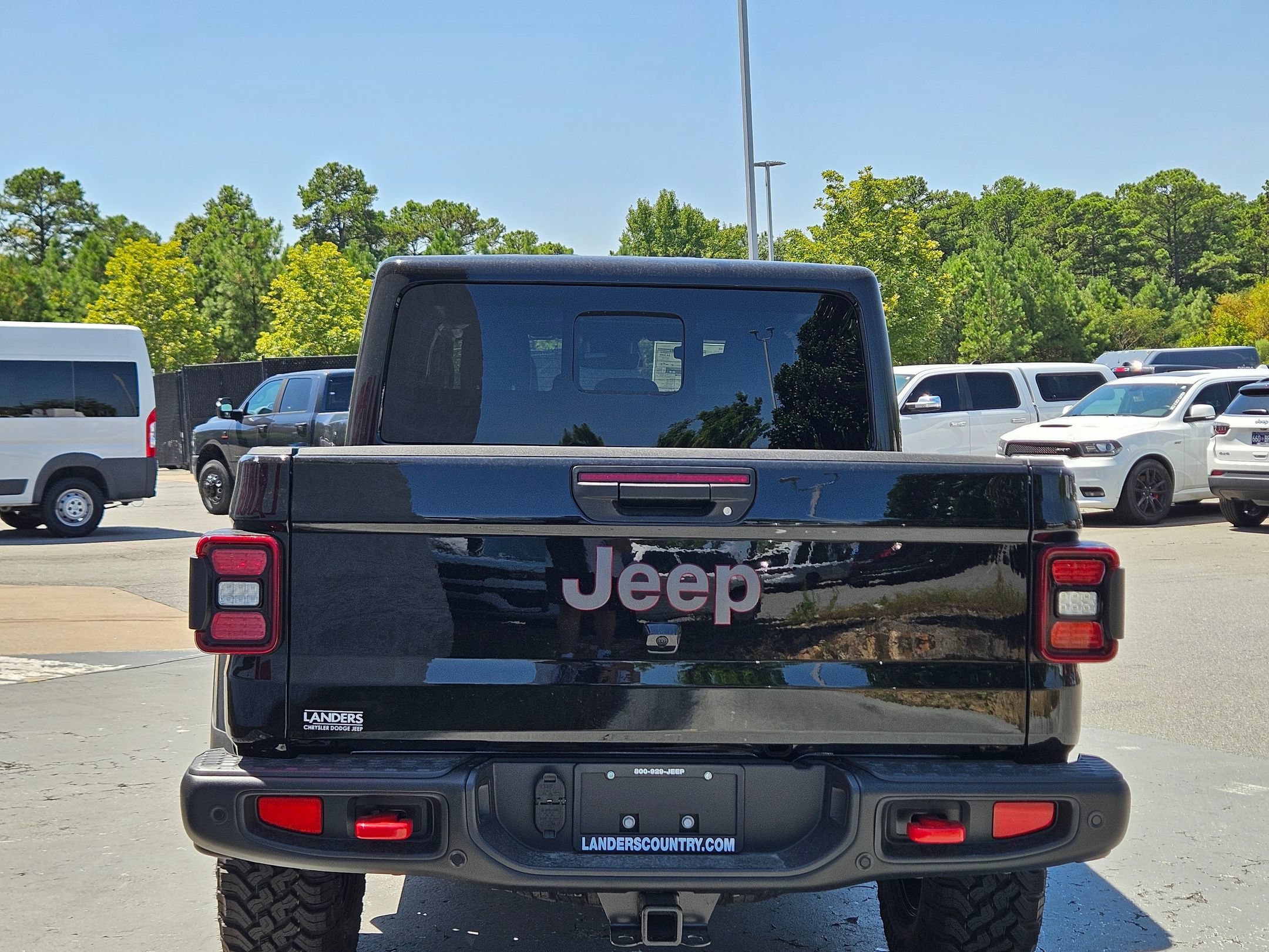 New 2026 Black Clear-Coat Exterior Paint Jeep Rubicon X image 6