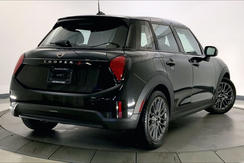 Used 2025 Midnight Black II Metallic MINI  image 12
