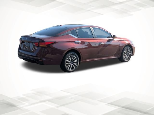 Used 2023  Nissan 2.5 SV image 4
