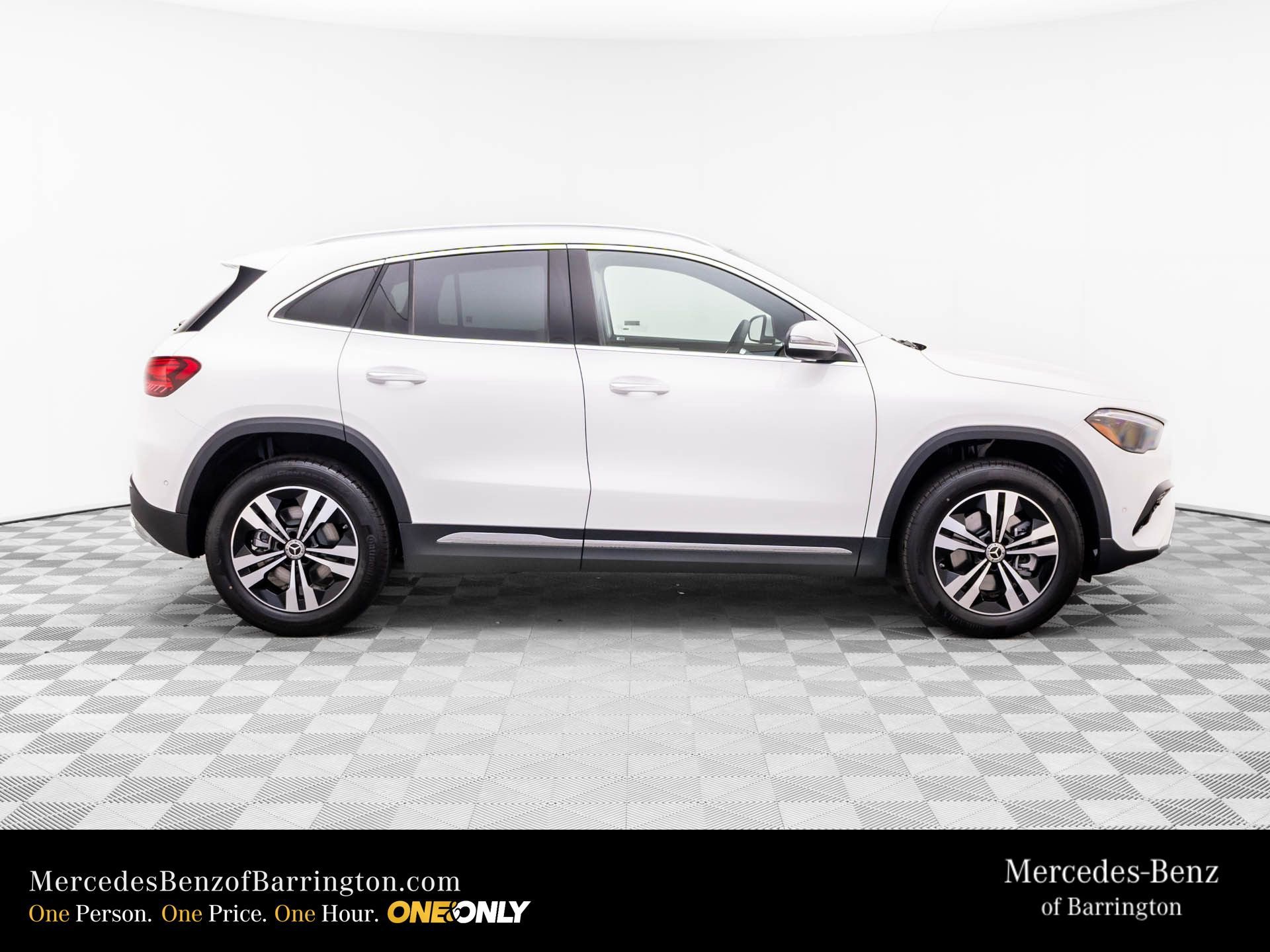 New 2026 Polar White Mercedes-Benz GLA 250 image 49