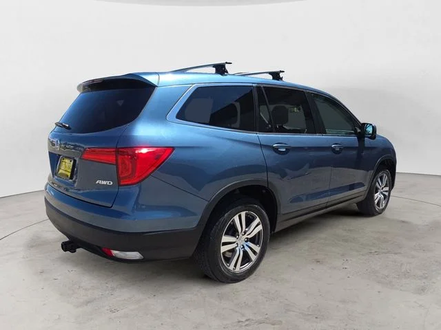 Used 2017 Blue Honda EX-L image 5