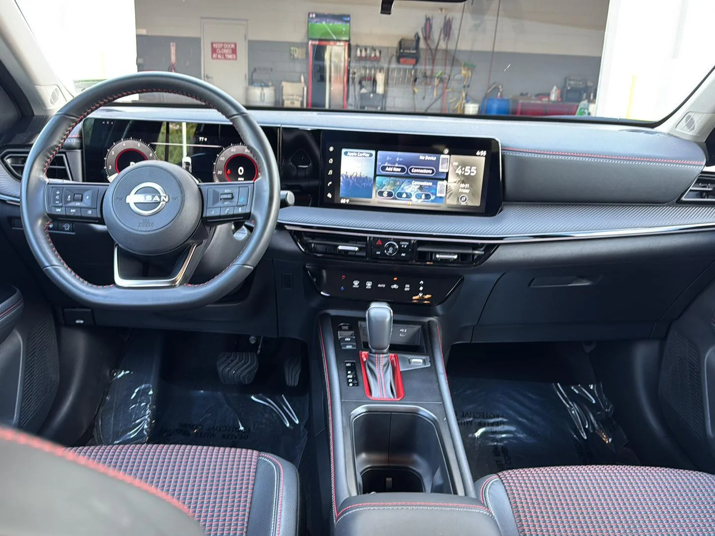 Used 2025 Gun Metallic Nissan SR image 17