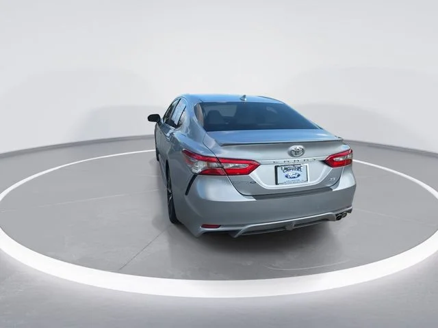 Used 2019 Silver Toyota SE image 7
