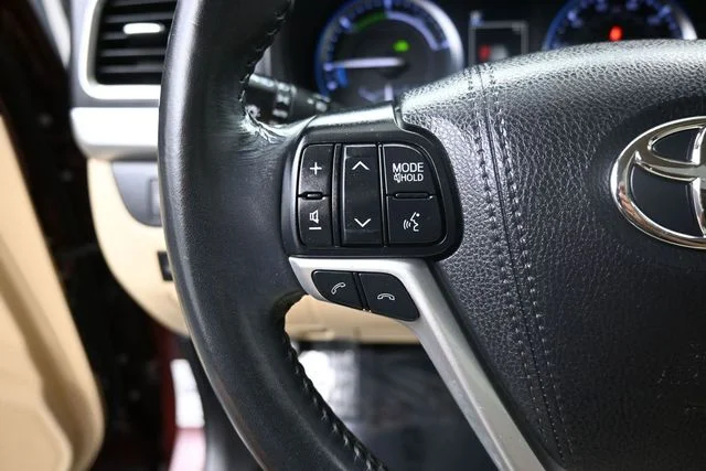 Used 2019 Red Toyota Limited image 34