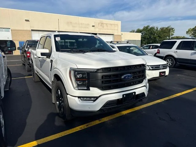 Used 2023 White Ford Lariat image 2
