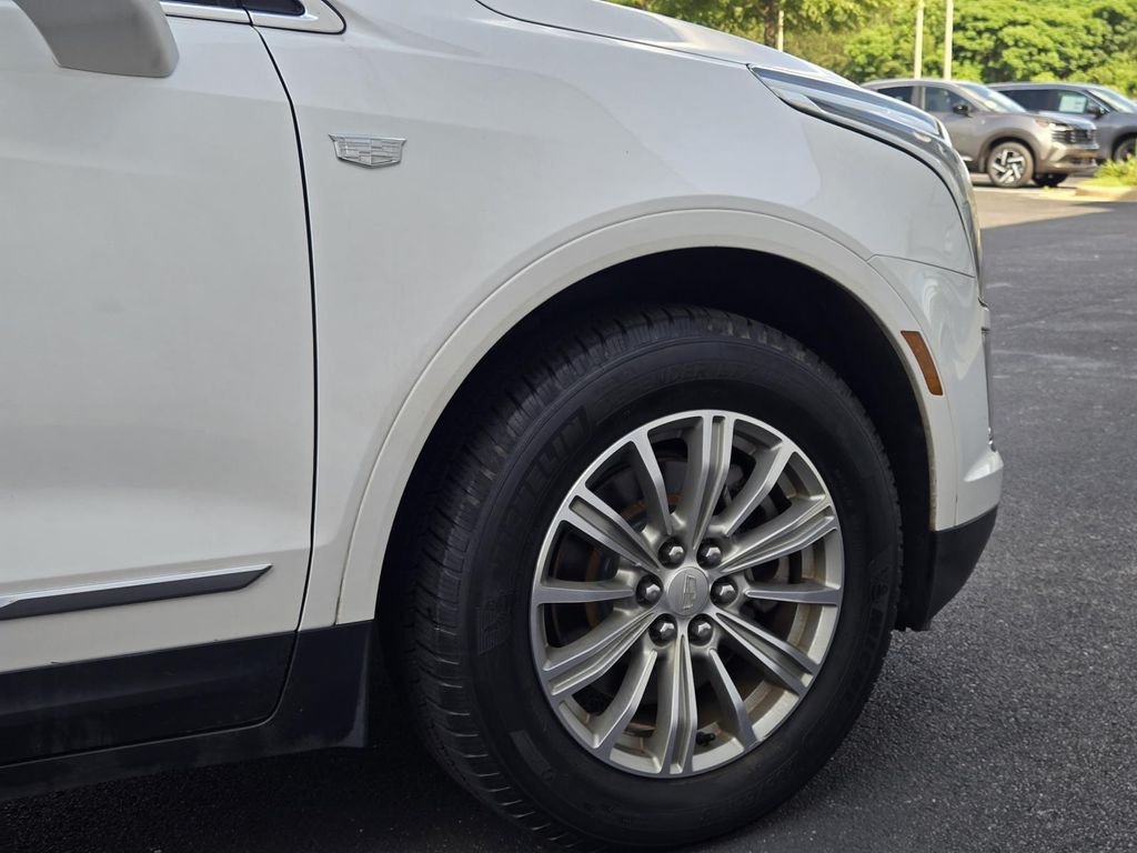 Used 2018 White Cadillac Luxury image 11