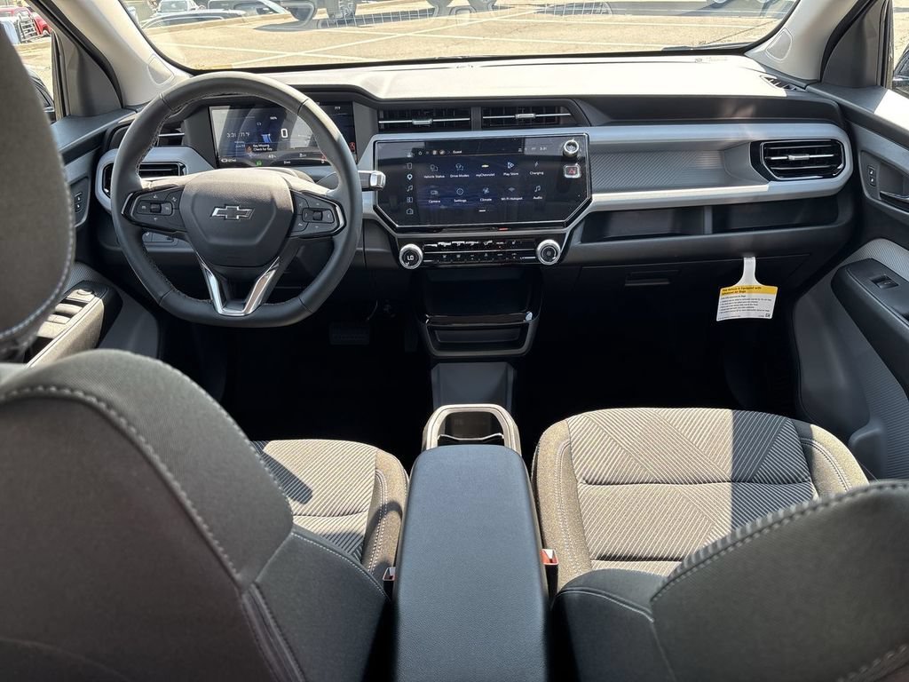 2027 Chevrolet Bolt LT - Photo 20