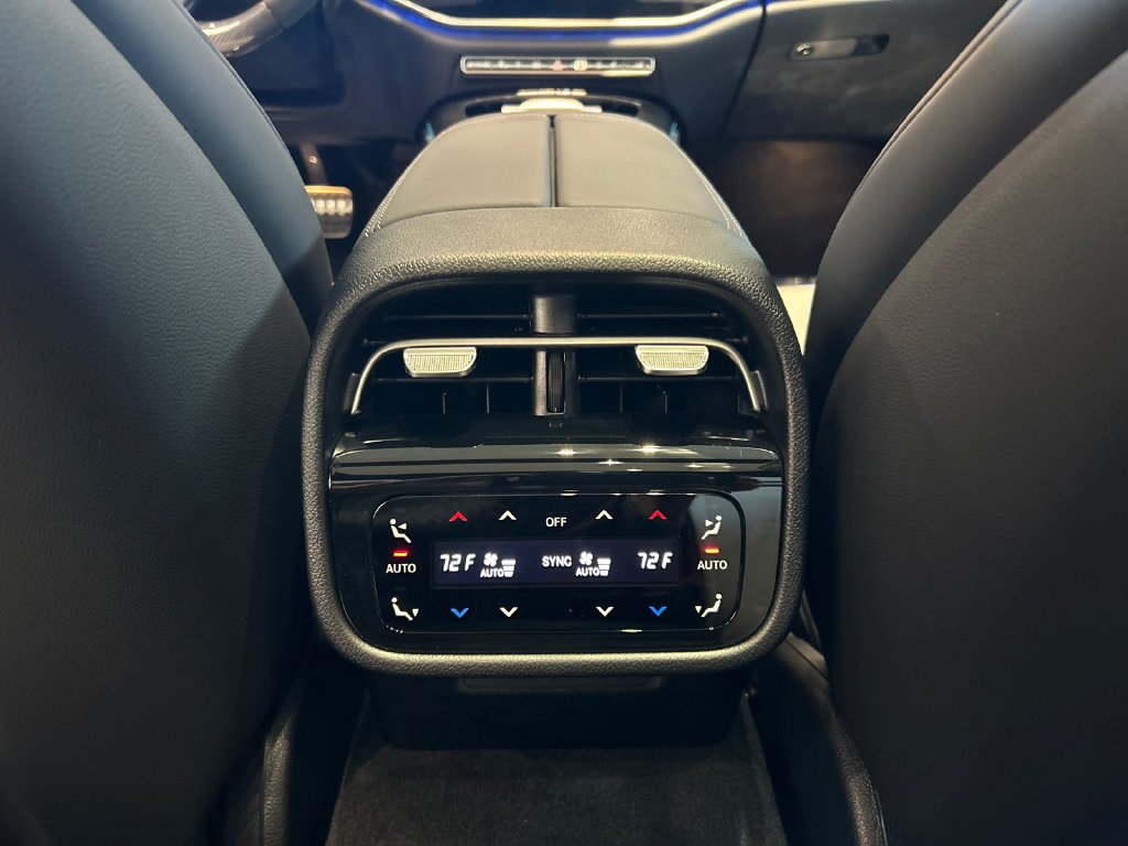 New 2027 MANUFAKTUR Moonlight White Magno Mercedes-Benz AMG® E 53 Hybrid Wagon image 23