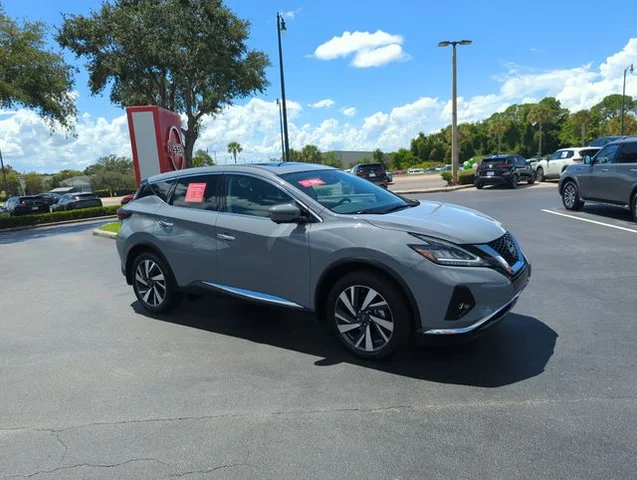 2023 Nissan Murano SL
