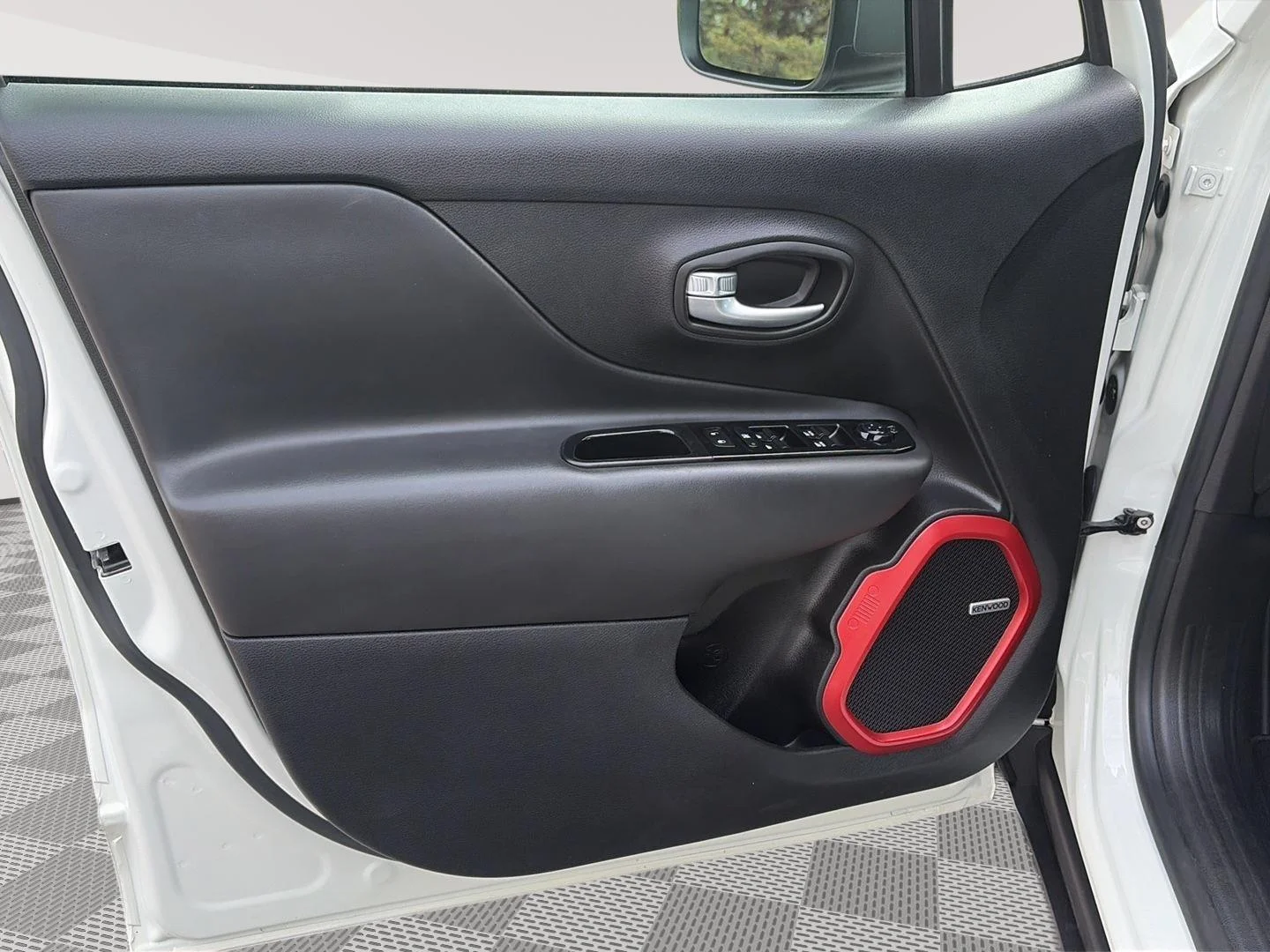 Certified Used 2021 Alpine White Clearcoat Jeep Trailhawk image 19