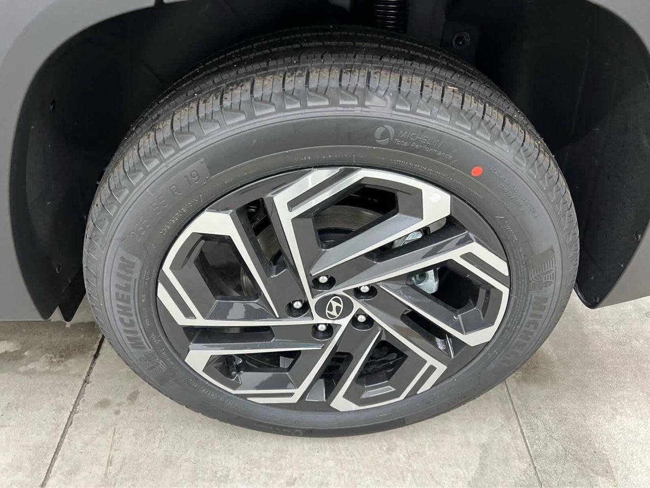 New 2026 Ecotronic Gray Matte Hyundai Limited AWD image 10