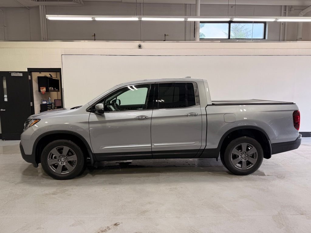 Used 2020 Silver Honda  image 2