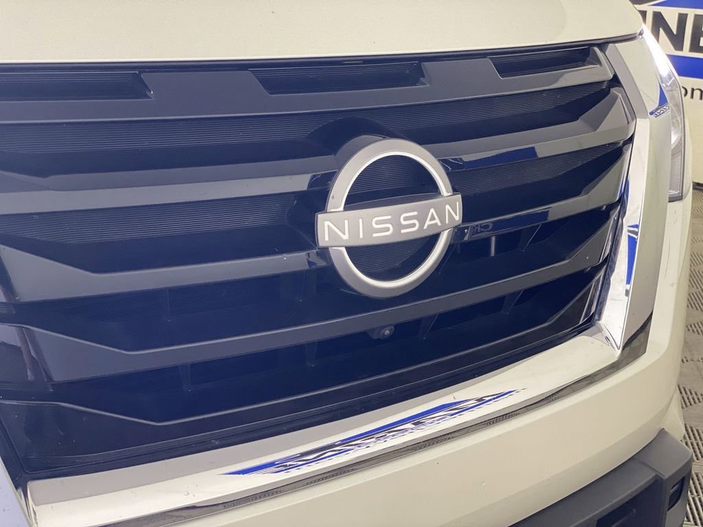 Used 2024 White Nissan SL image 38