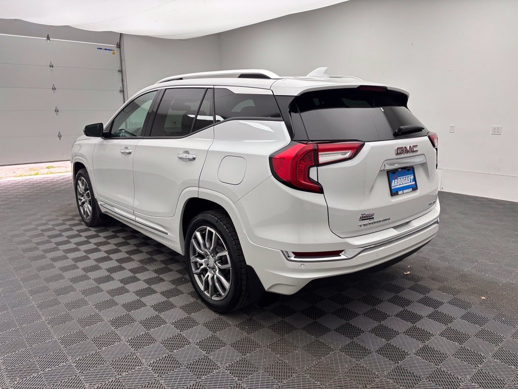 Certified Used 2023 White Frost Tri-Coat GMC Denali image 12