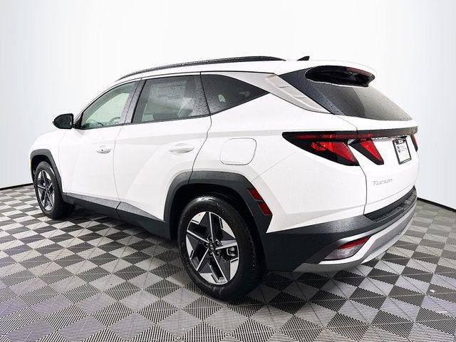 New 2026 White Hyundai SEL FWD image 5