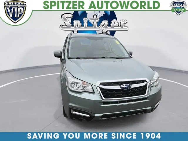 Used 2017 Green Subaru 2.5i Premium image 3